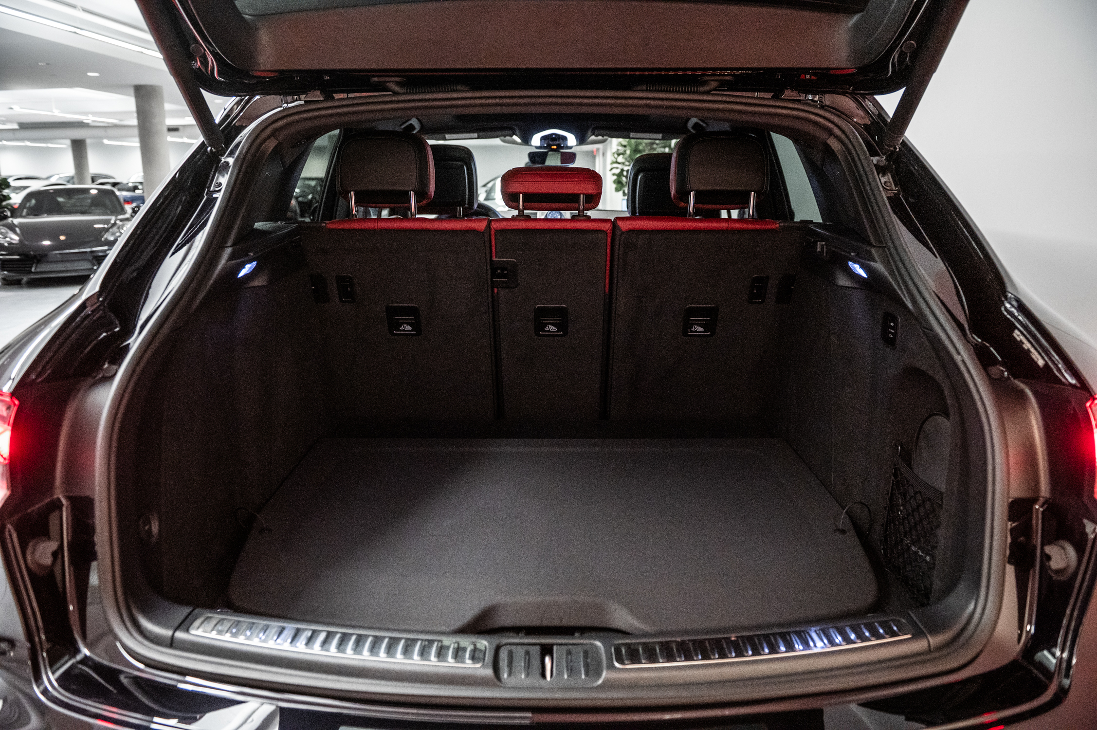 2025 Porsche Macan S AWD