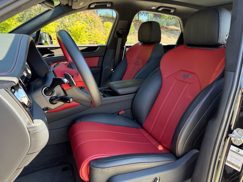 2024 Bentley Bentayga